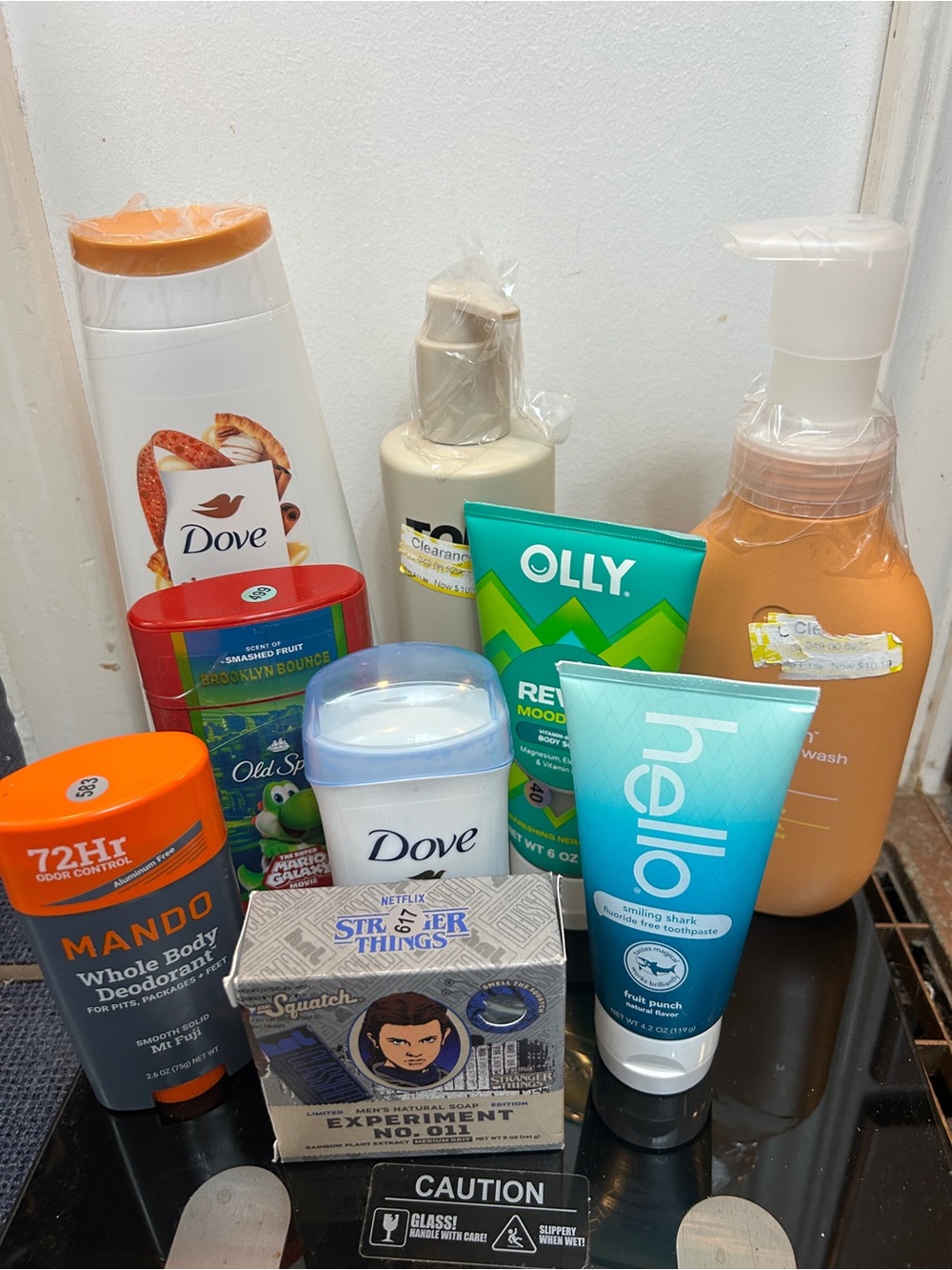 Large Bundle 9 Men Women Toiletries New Over $75 value